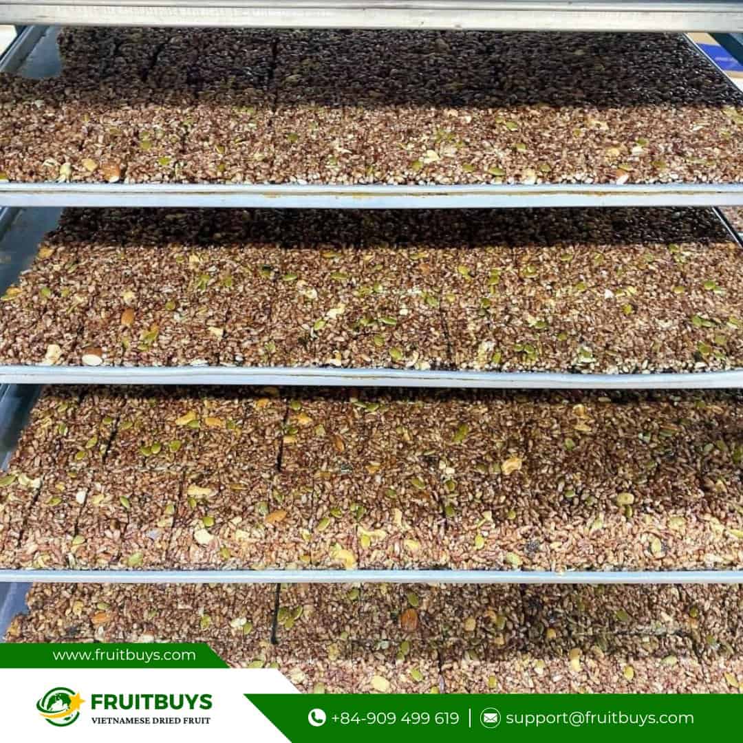 FruitBuys Vietnam Brown Rice Bar (Mixed Nuts And Seeds) strives for 100% customer satisfaction